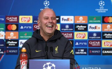 Arne Slot tak terlalu memikirkan juara Turnamen Primer yang semakin dekat