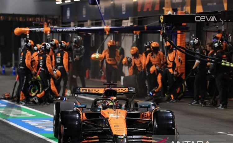 Verstappen permanen bersyukur walau terkena penalti 5 detik