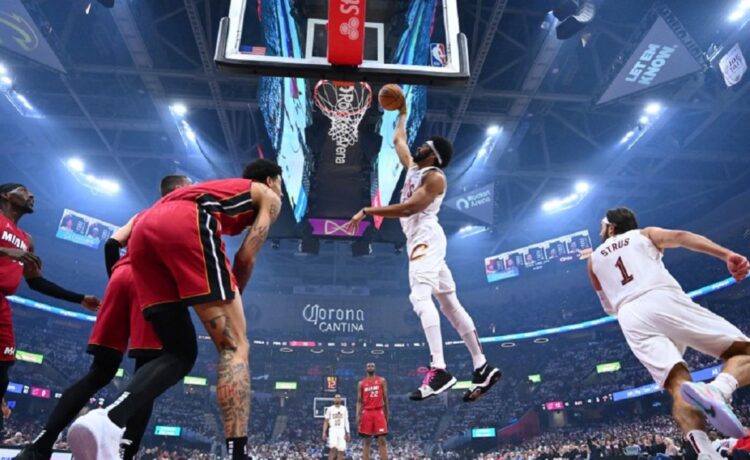 Mitchell bawa Cavaliers bungkam Heat 121-100 pada Game 1